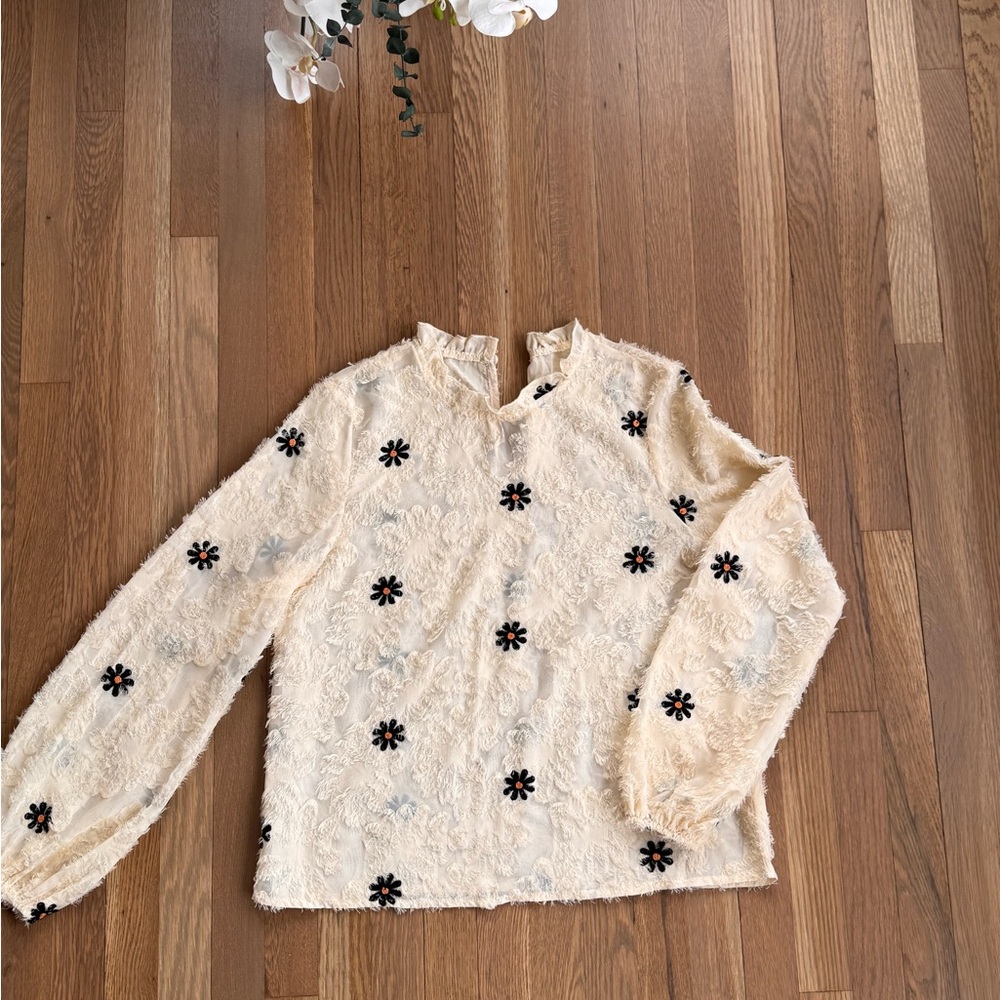 Cream Floral Textured Long Sleeve Top